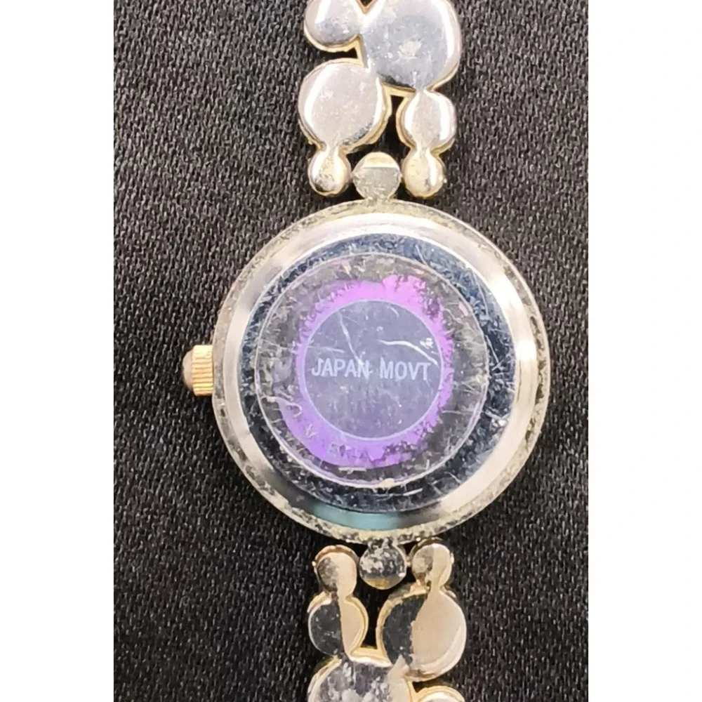 Vintage Geneva Watch Women's Round Silver Tone Red Crystals Inset MOP #W5156